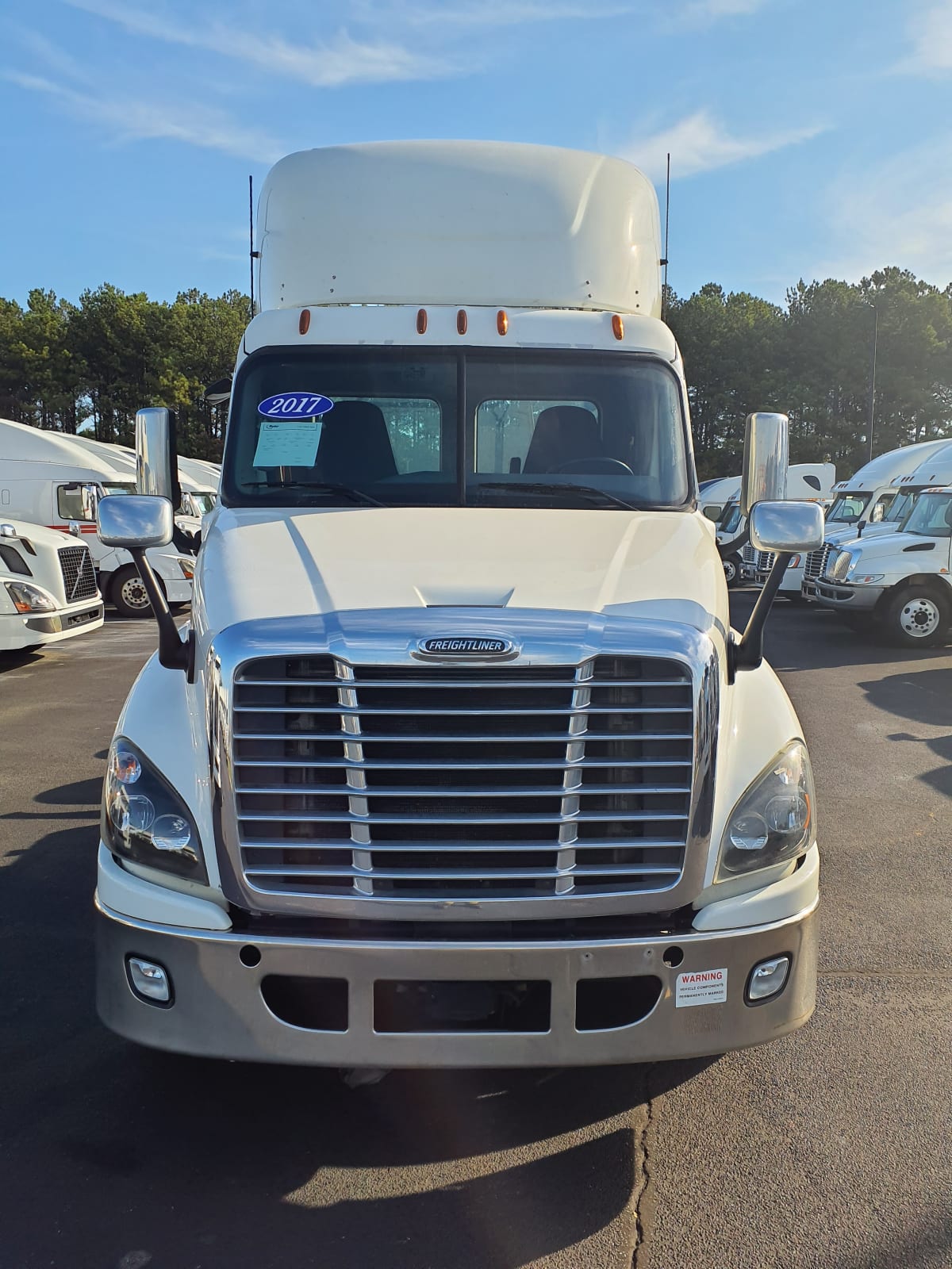 2017 Freightliner/Mercedes CASCADIA 125 671467