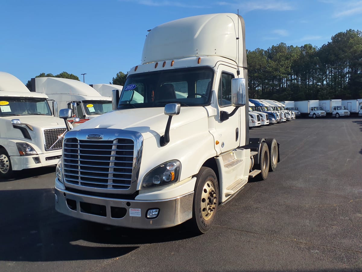 2017 Freightliner/Mercedes CASCADIA 125 671467