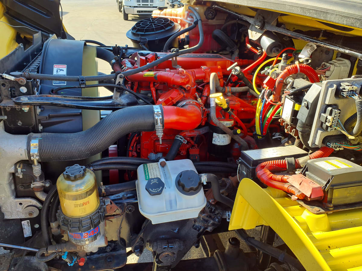 2017 Freightliner/Mercedes M2 106 671559