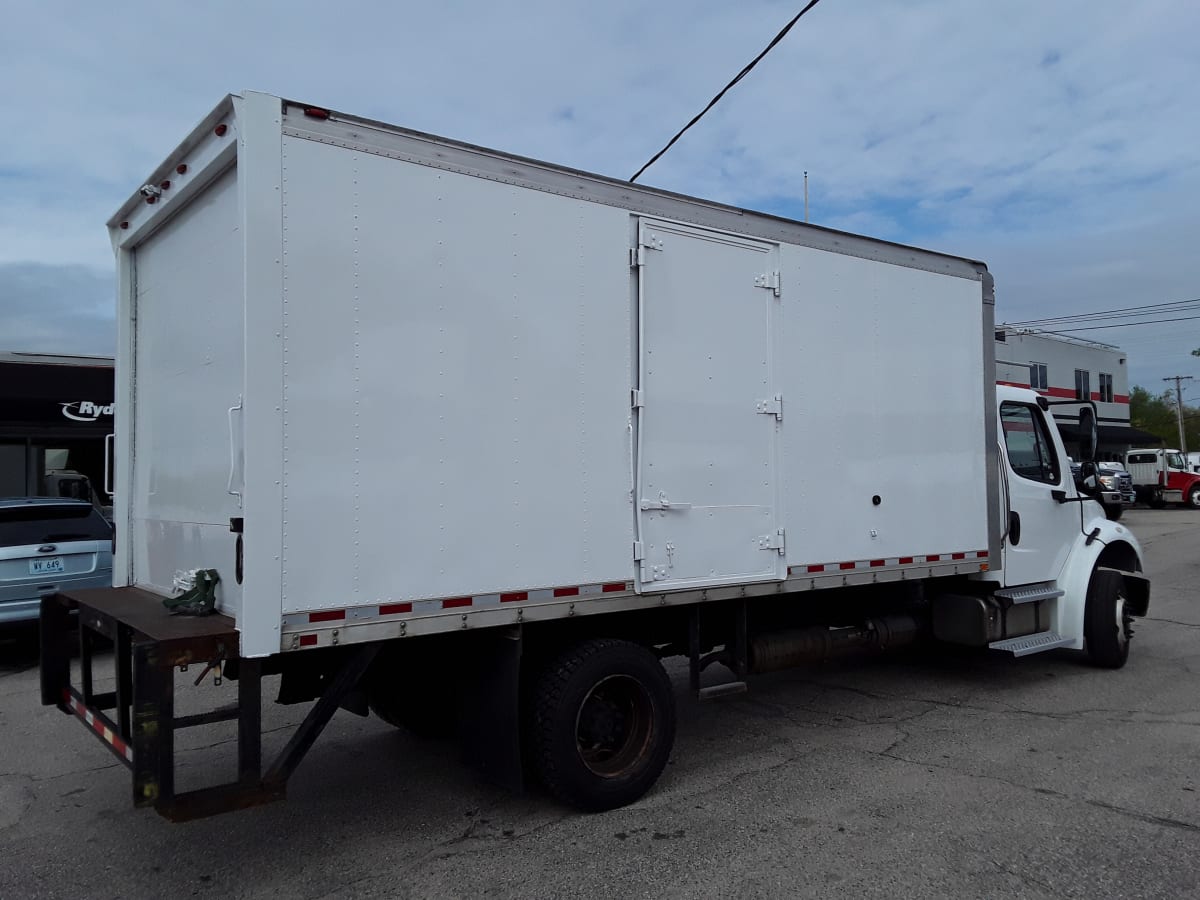 2017 Freightliner/Mercedes M2 106 671566