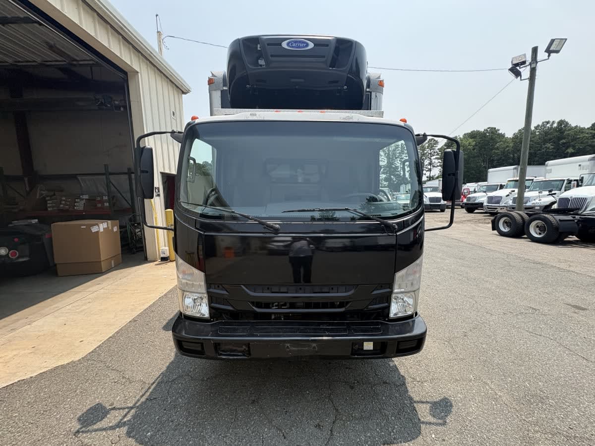 2017 Isuzu NPR 671584