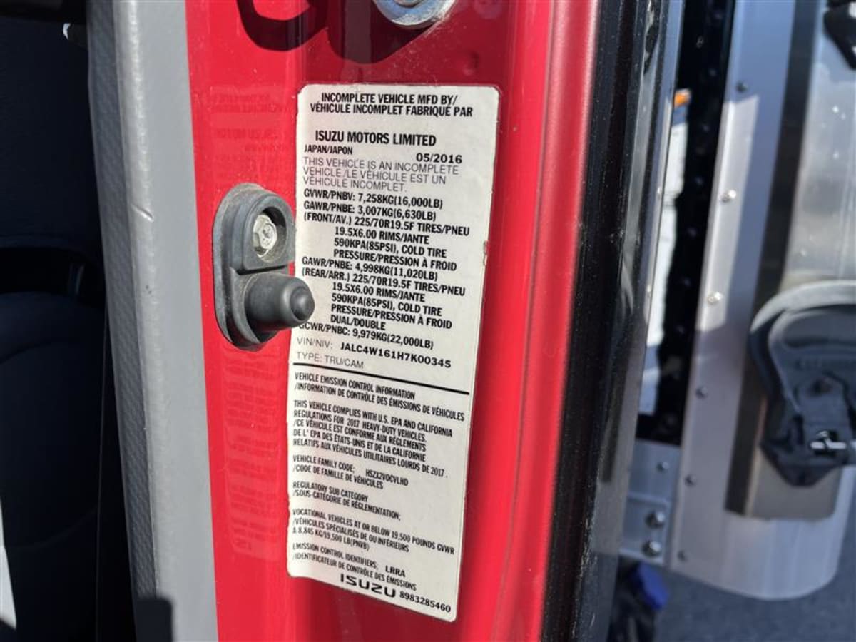 2017 Isuzu NPR 671585