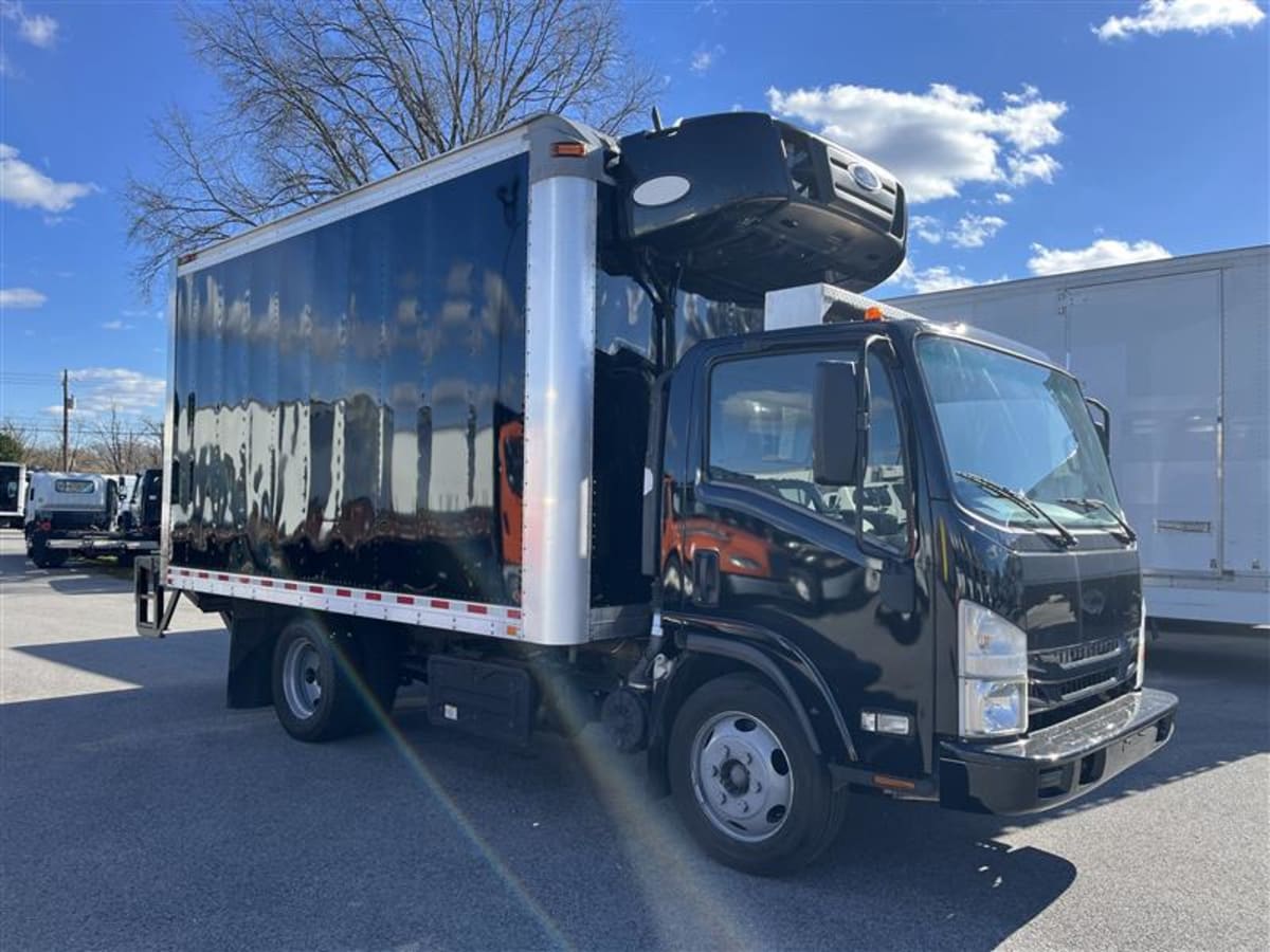 2017 Isuzu NPR 671585