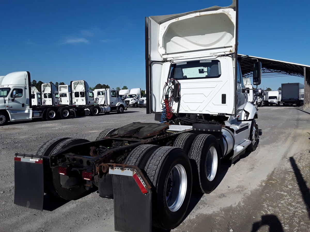 2017 Navistar International PROSTAR 671630