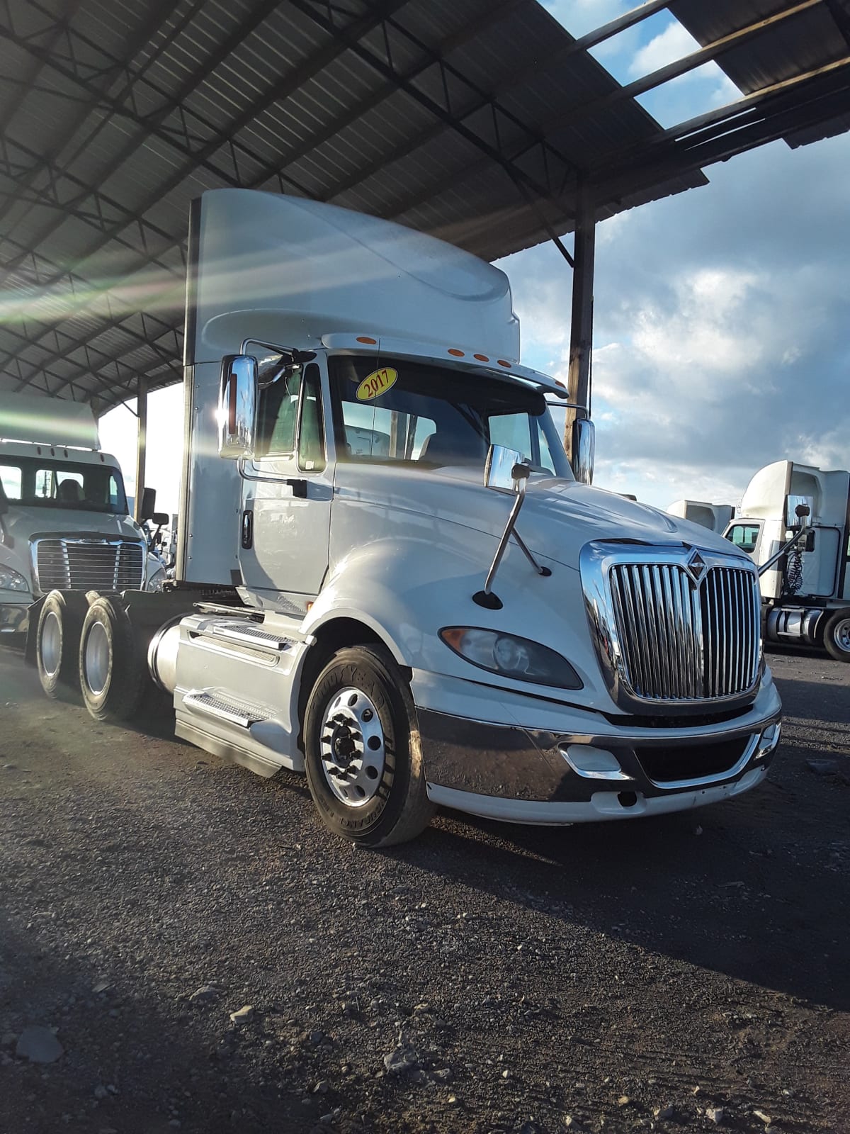 2017 Navistar International PROSTAR 671659