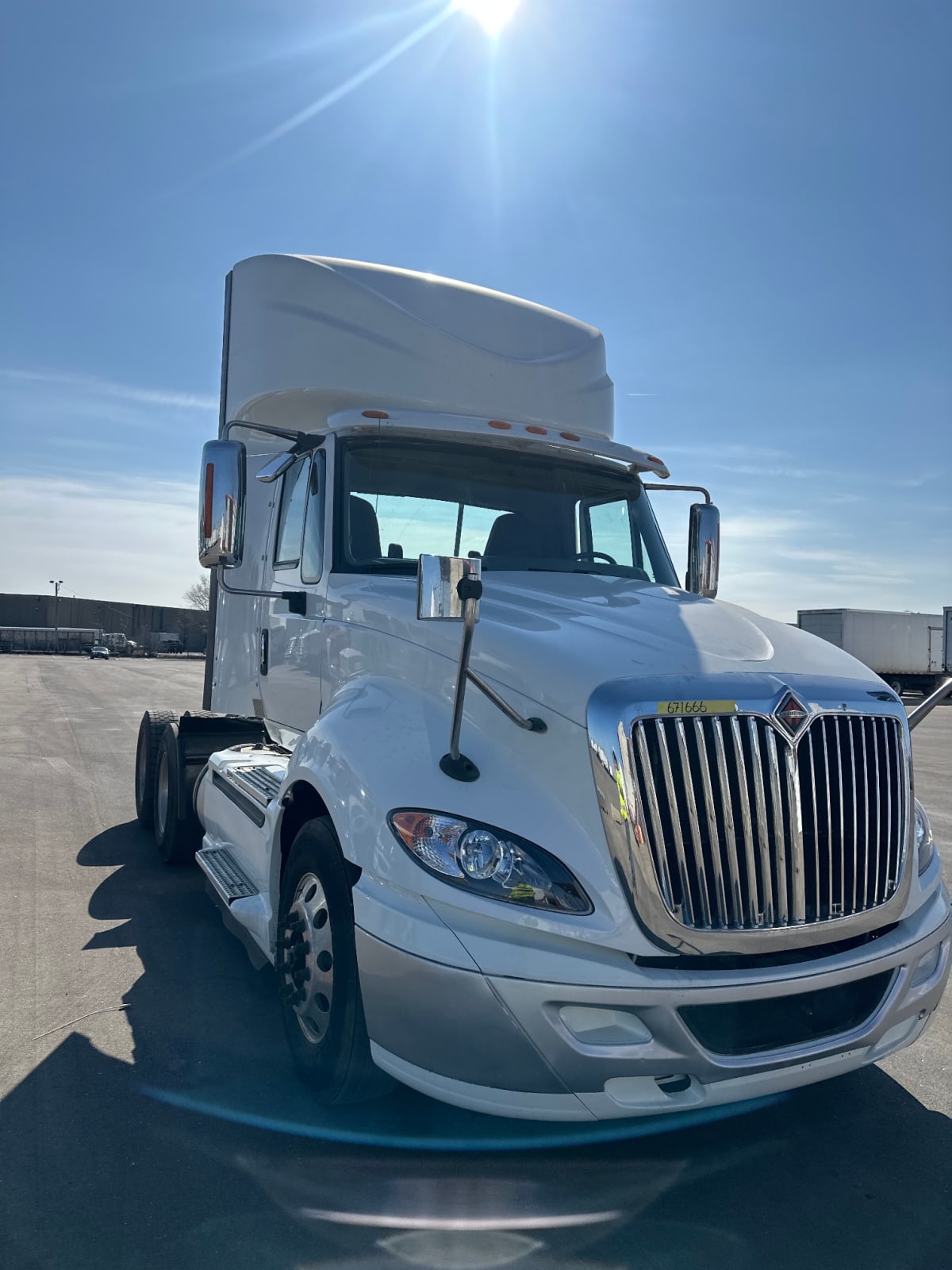 2017 Navistar International PROSTAR 671666