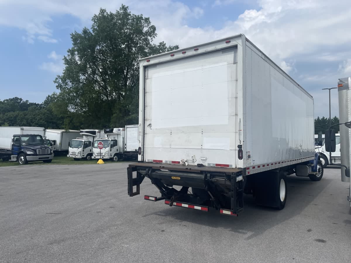 2017 Freightliner M2 106 671675