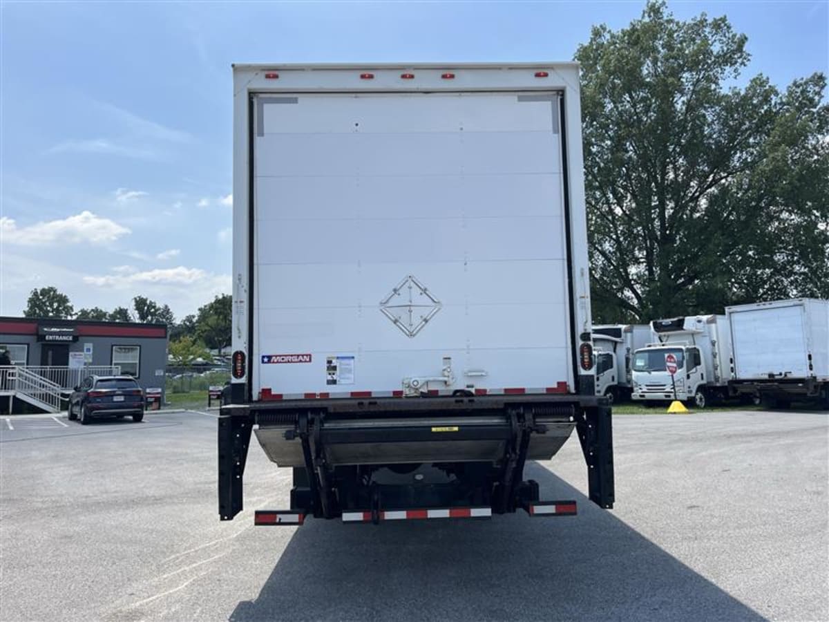 2017 Freightliner M2 106 671676