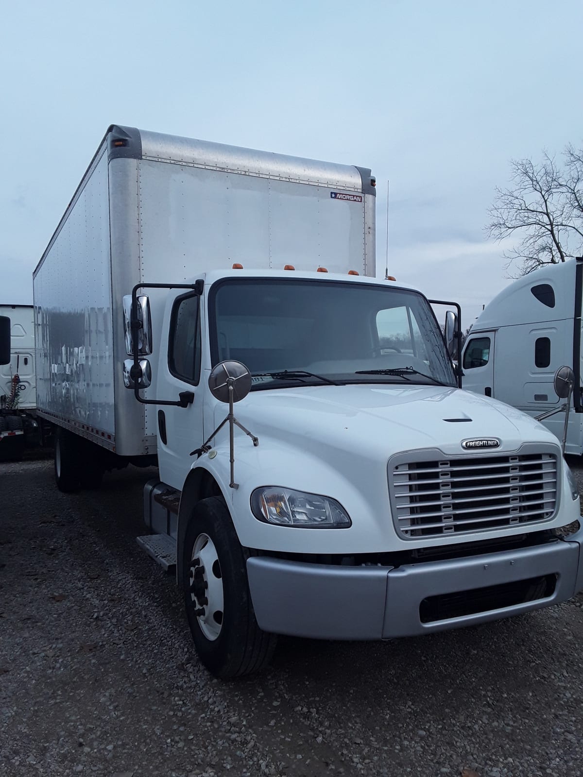 2017 Freightliner/Mercedes M2 106 671694