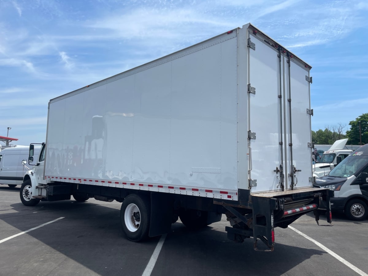 2017 Freightliner/Mercedes M2 106 671705