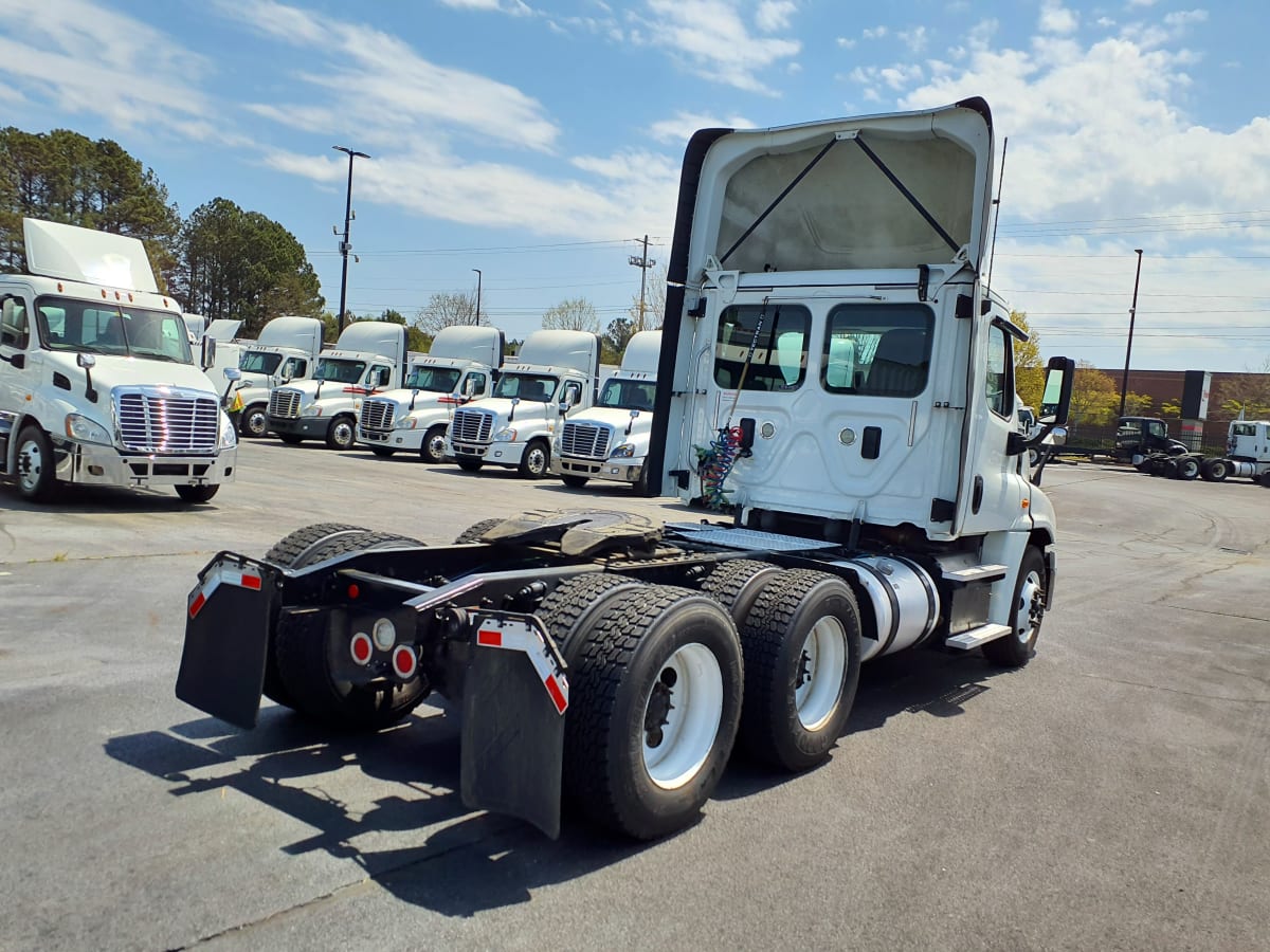 2017 Freightliner/Mercedes CASCADIA 125 671770