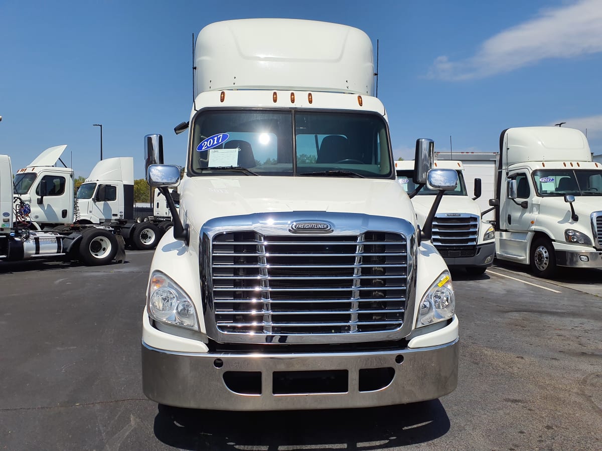 2017 Freightliner/Mercedes CASCADIA 125 671770