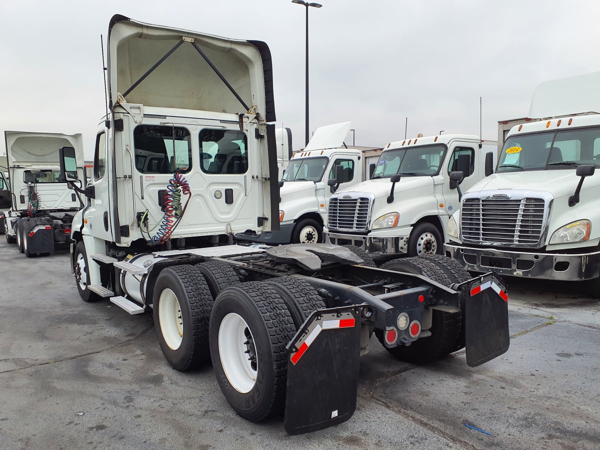 2017 Freightliner/Mercedes CASCADIA 125 671772