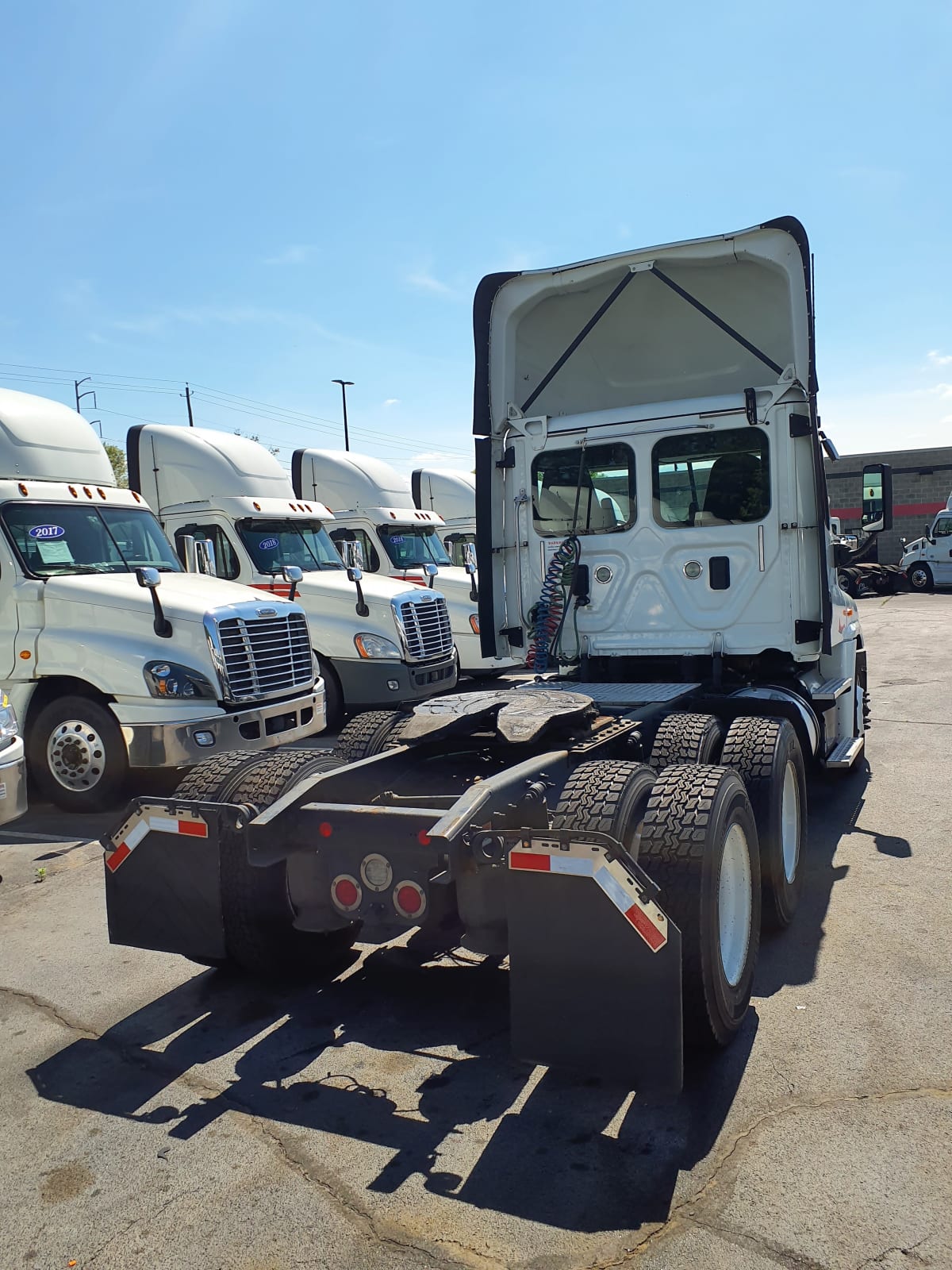 2017 Freightliner/Mercedes CASCADIA 125 671773