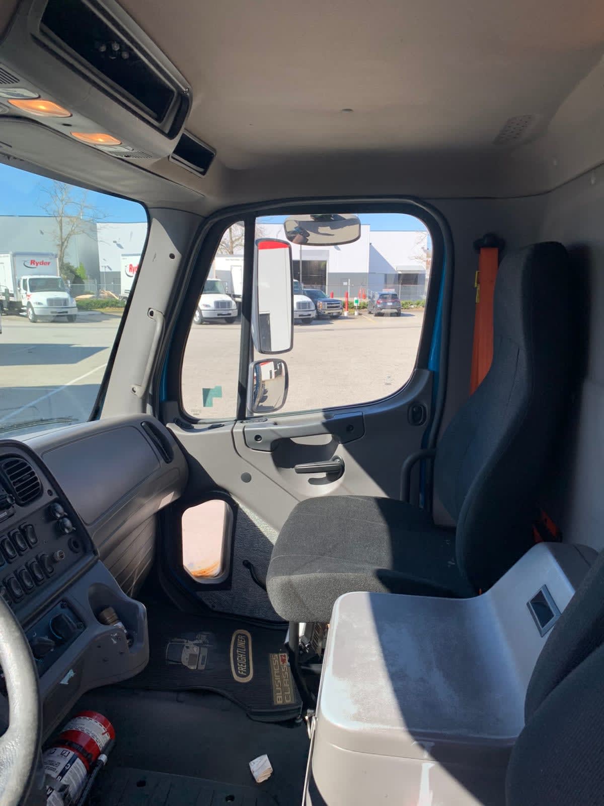2017 Freightliner/Mercedes M2 106 671782