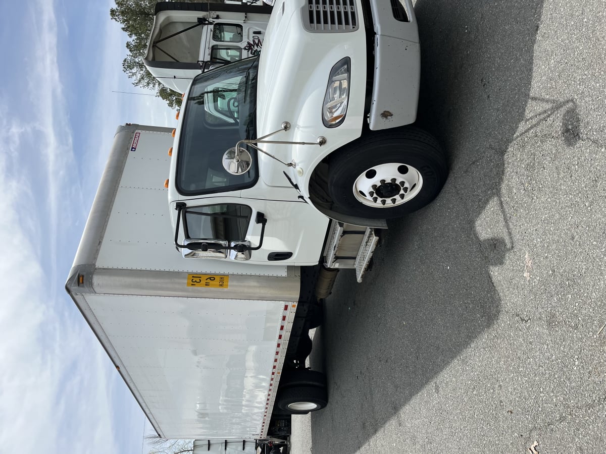 2017 Freightliner/Mercedes M2 106 671849