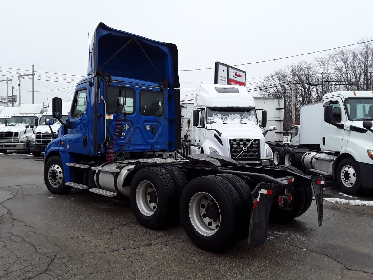 2017 Freightliner/Mercedes CASCADIA 125 671863