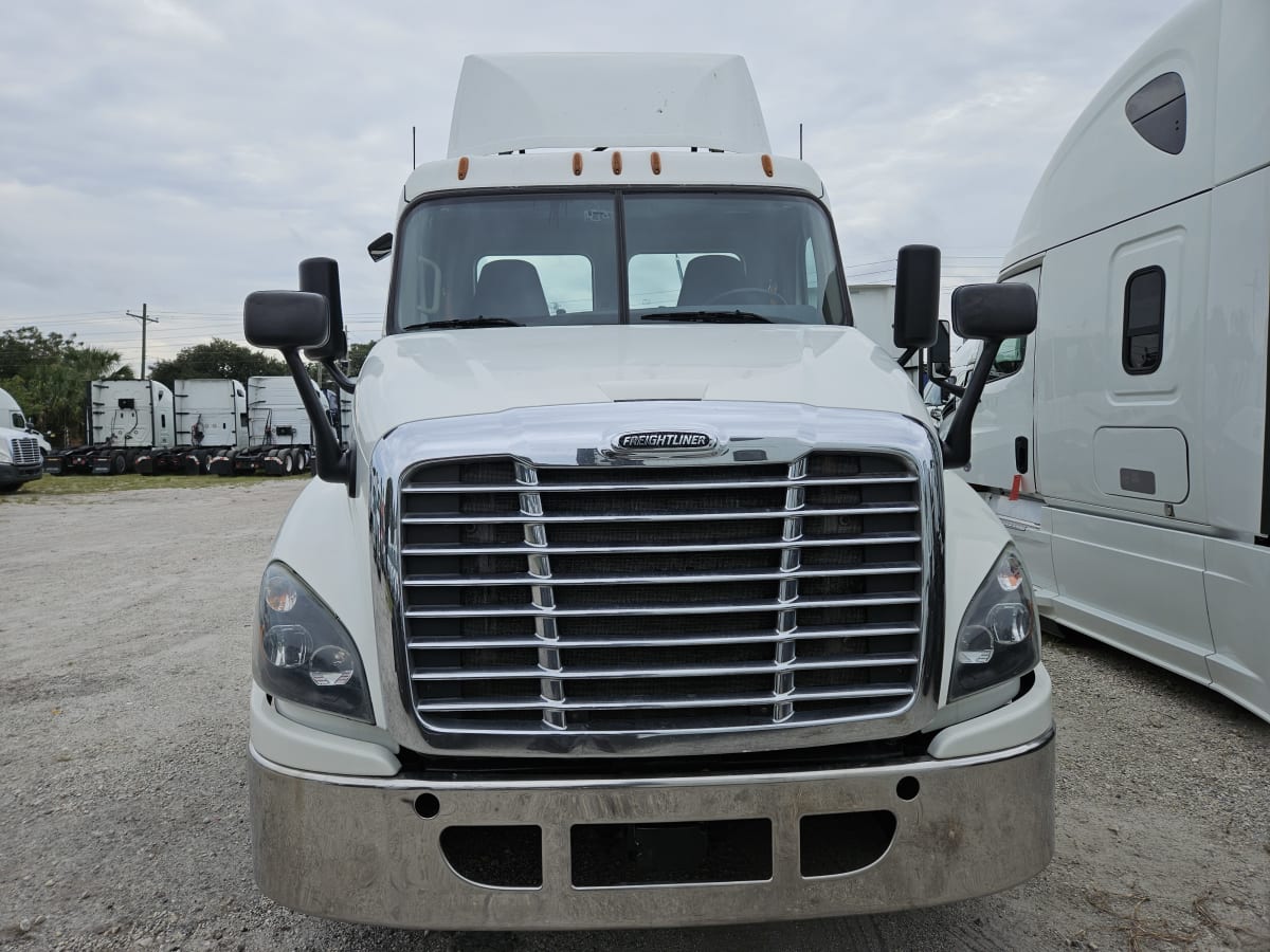 2017 Freightliner/Mercedes CASCADIA 125 671887