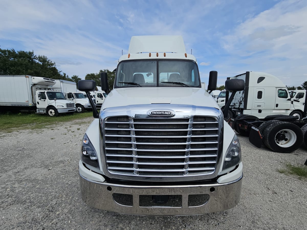 2017 Freightliner/Mercedes CASCADIA 125 671892