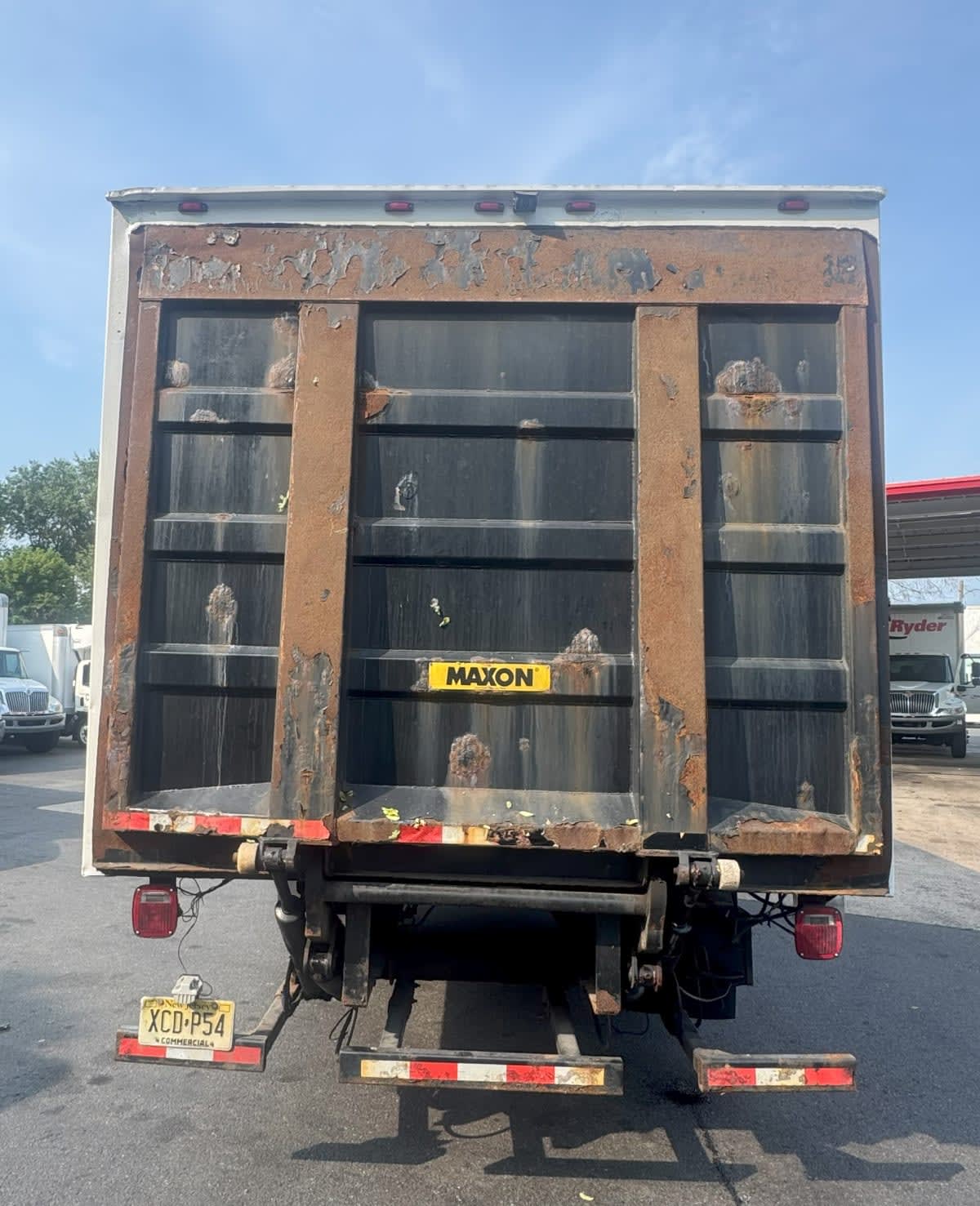 2017 Freightliner M2 106 671901