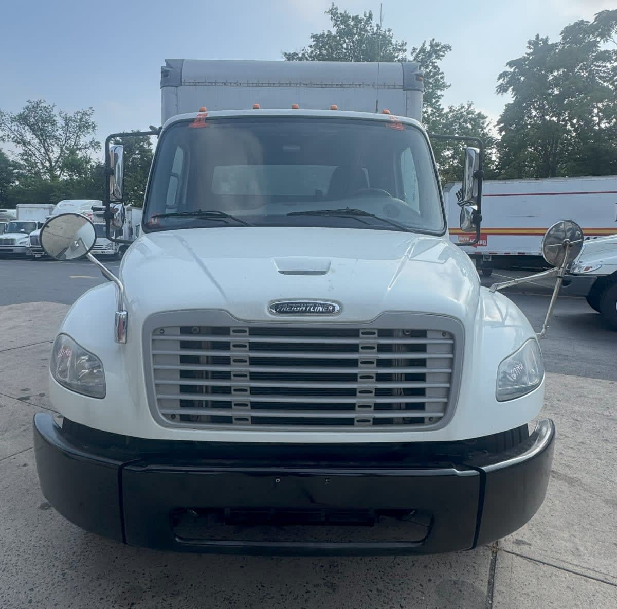 2017 Freightliner M2 106 671901