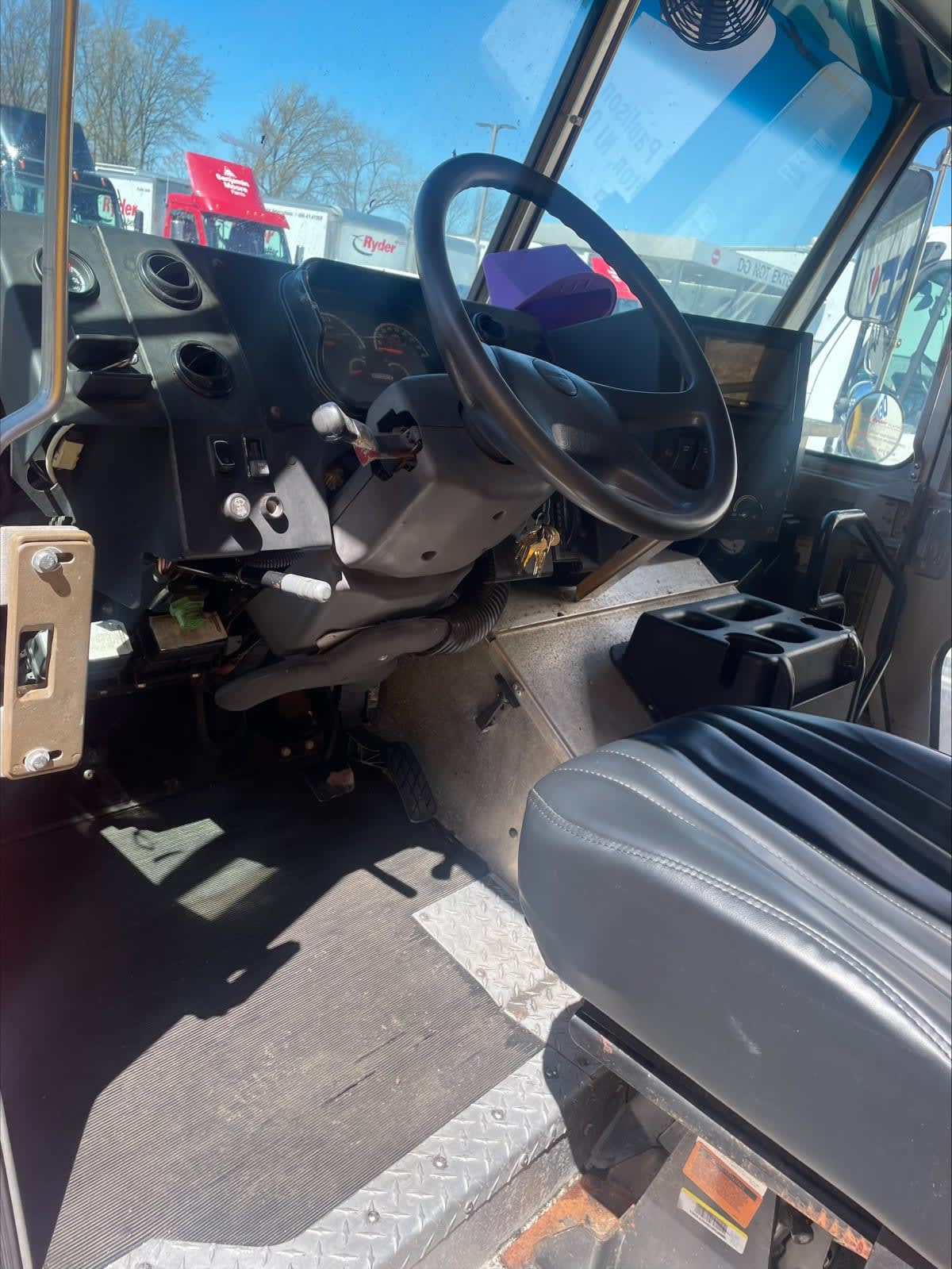 2017 Frtlr Custom Chassis Corp MT55 671961