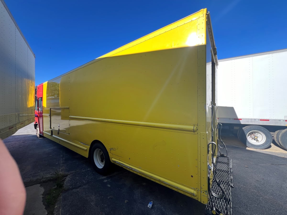 2017 Frtlr Custom Chassis Corp MT55 671969