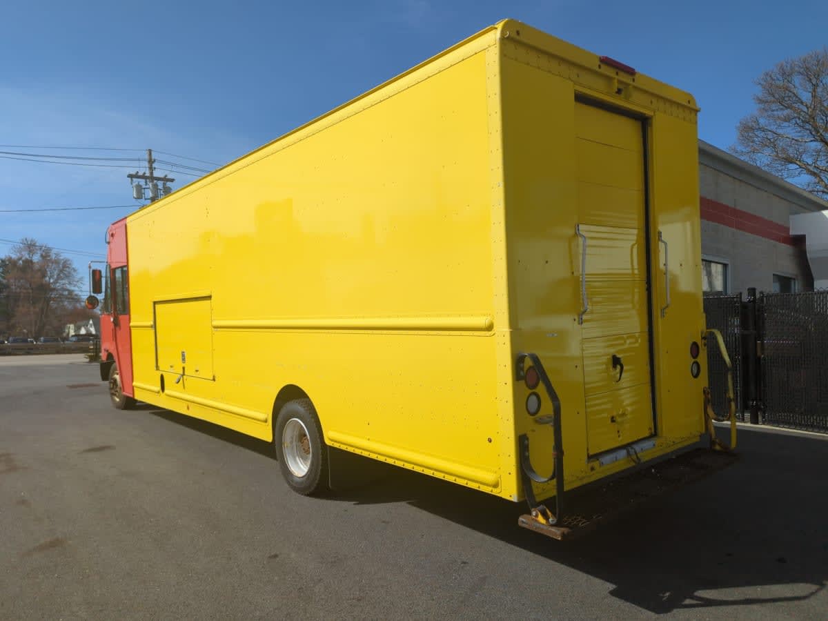 2017 Frtlr Custom Chassis Corp MT55 671985