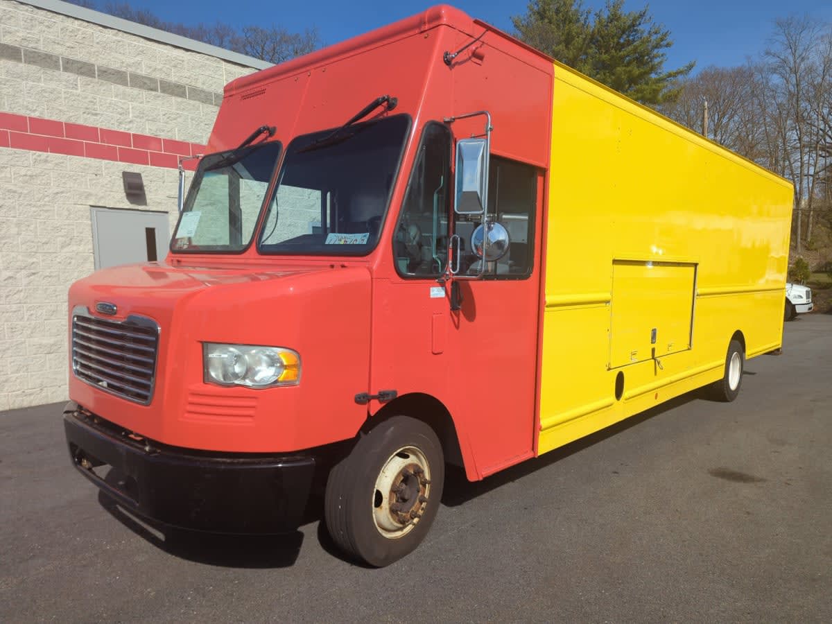 2017 Frtlr Custom Chassis Corp MT55 671985