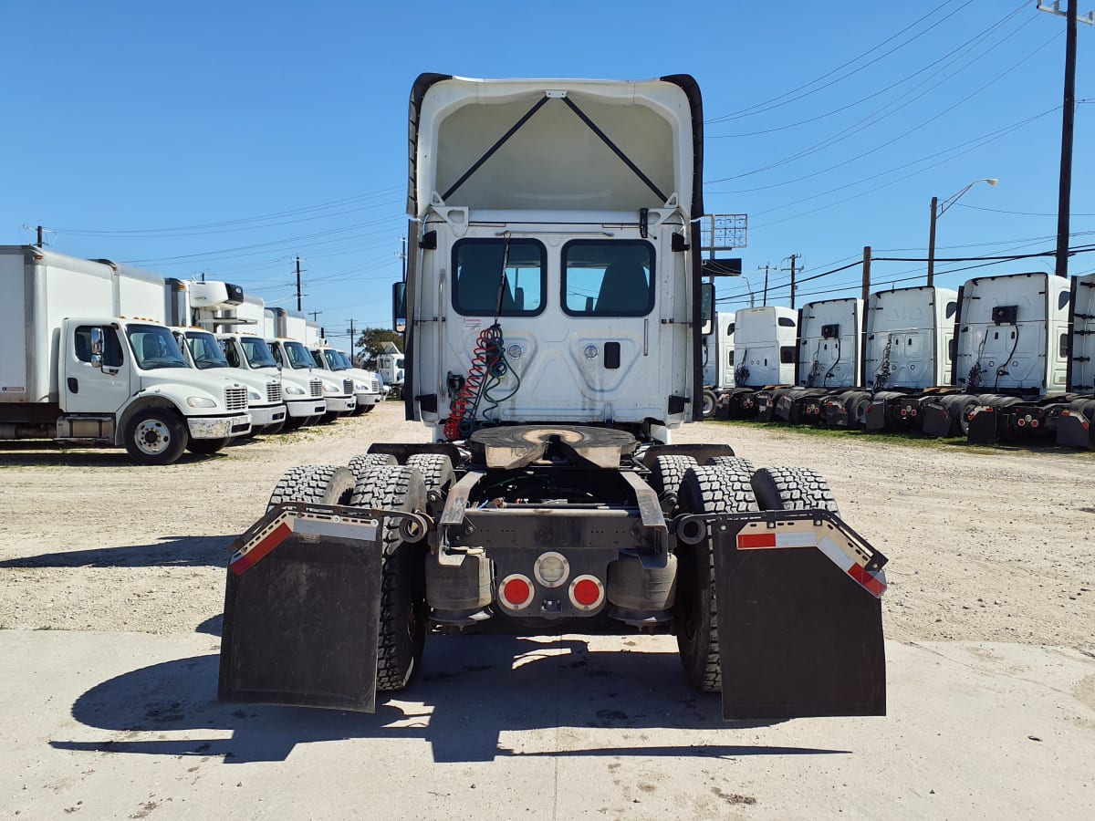 2017 Freightliner/Mercedes CASCADIA 125 672003