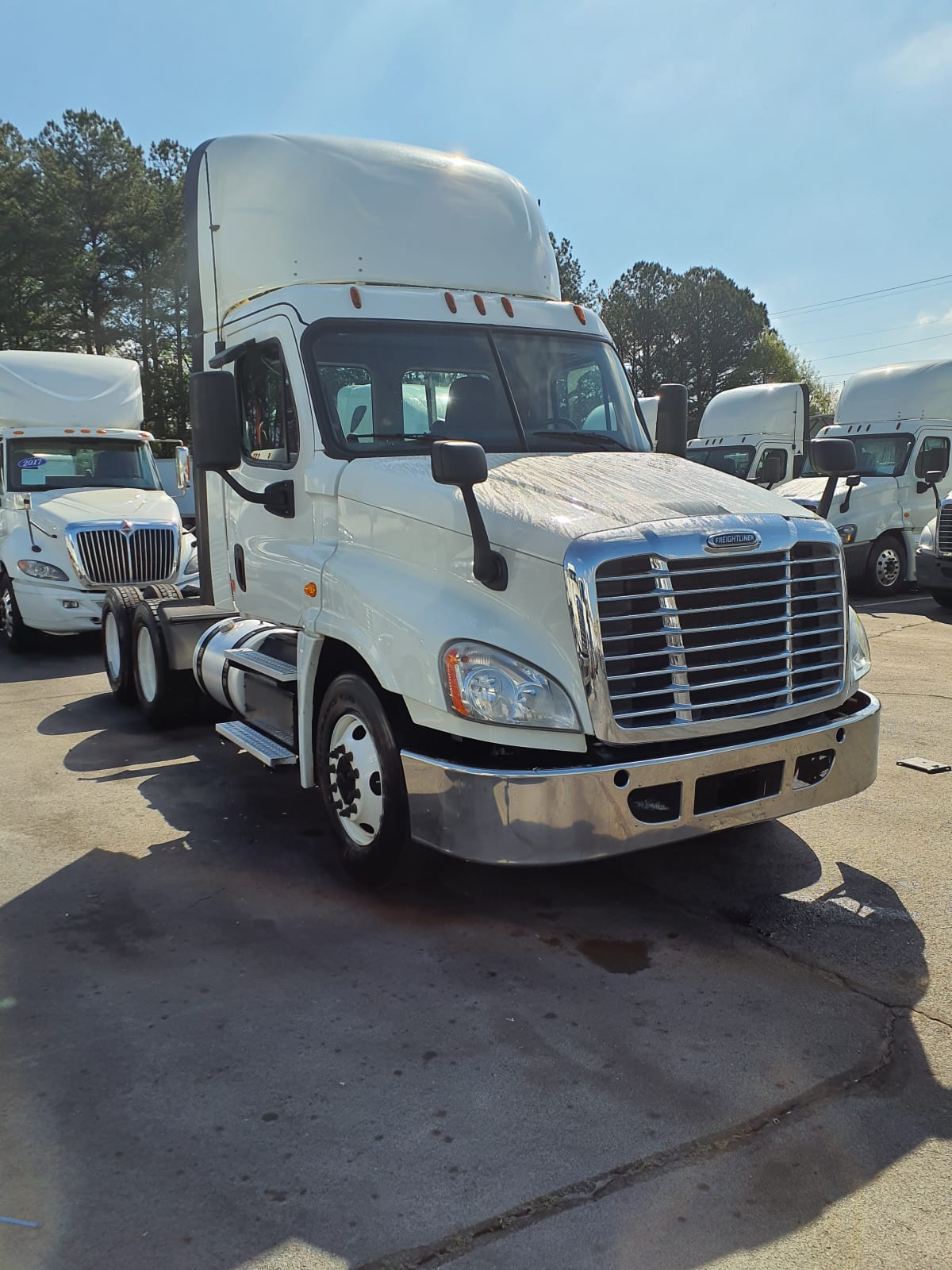 2017 Freightliner/Mercedes CASCADIA 125 672019