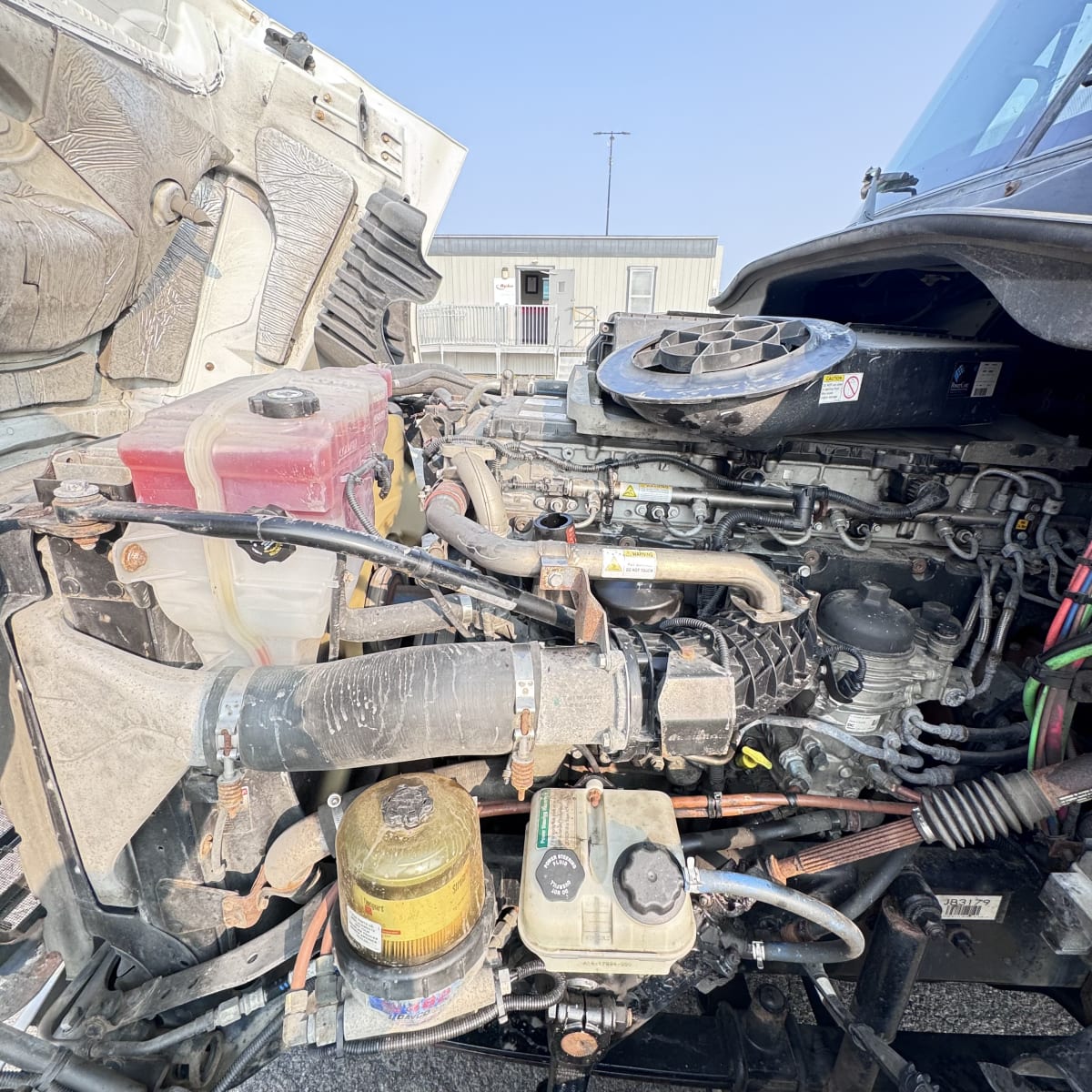 2017 Freightliner/Mercedes CASCADIA 125 672023