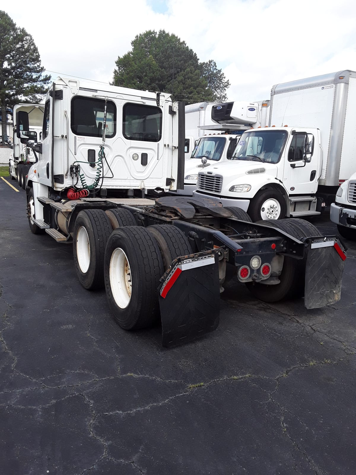 2017 Freightliner/Mercedes CASCADIA 125 672031