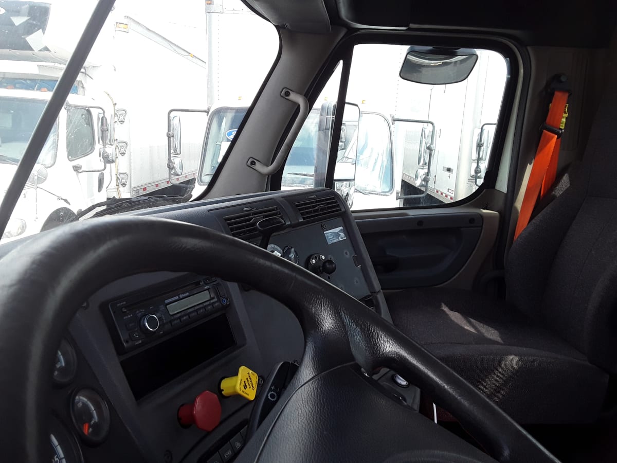 2017 Freightliner/Mercedes CASCADIA 125 672031