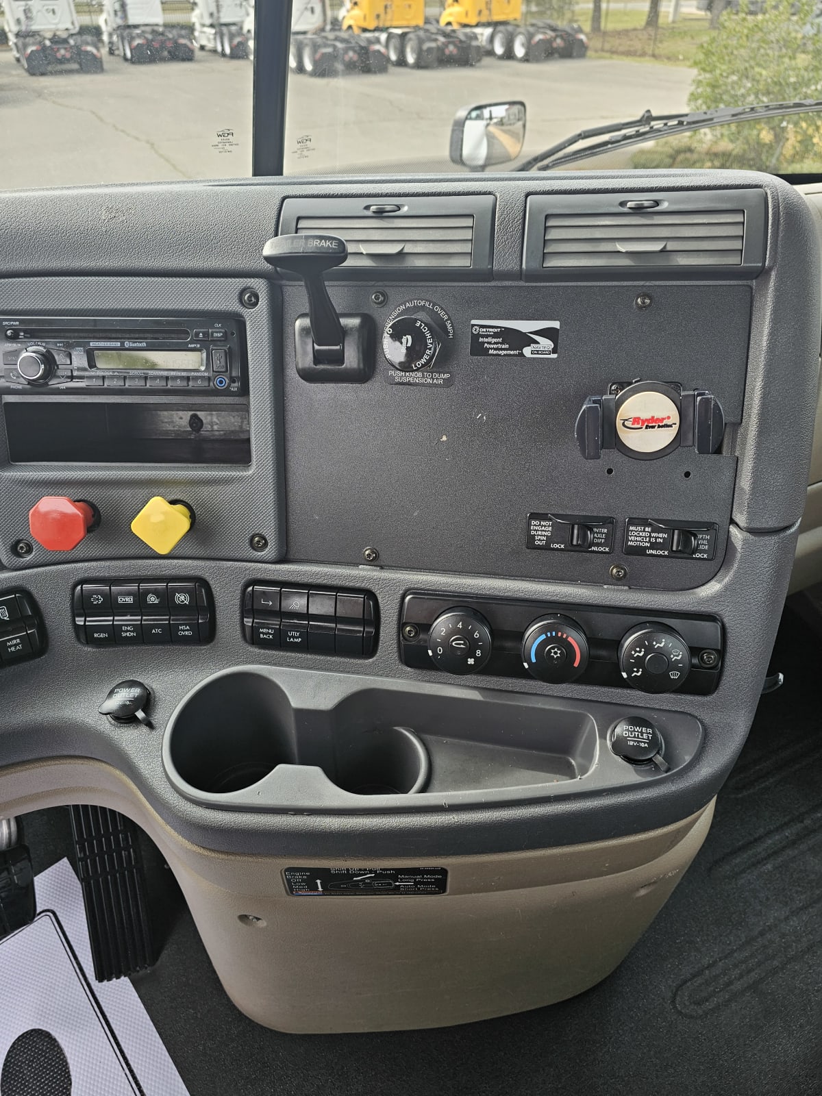 2017 Freightliner/Mercedes CASCADIA 125 672052