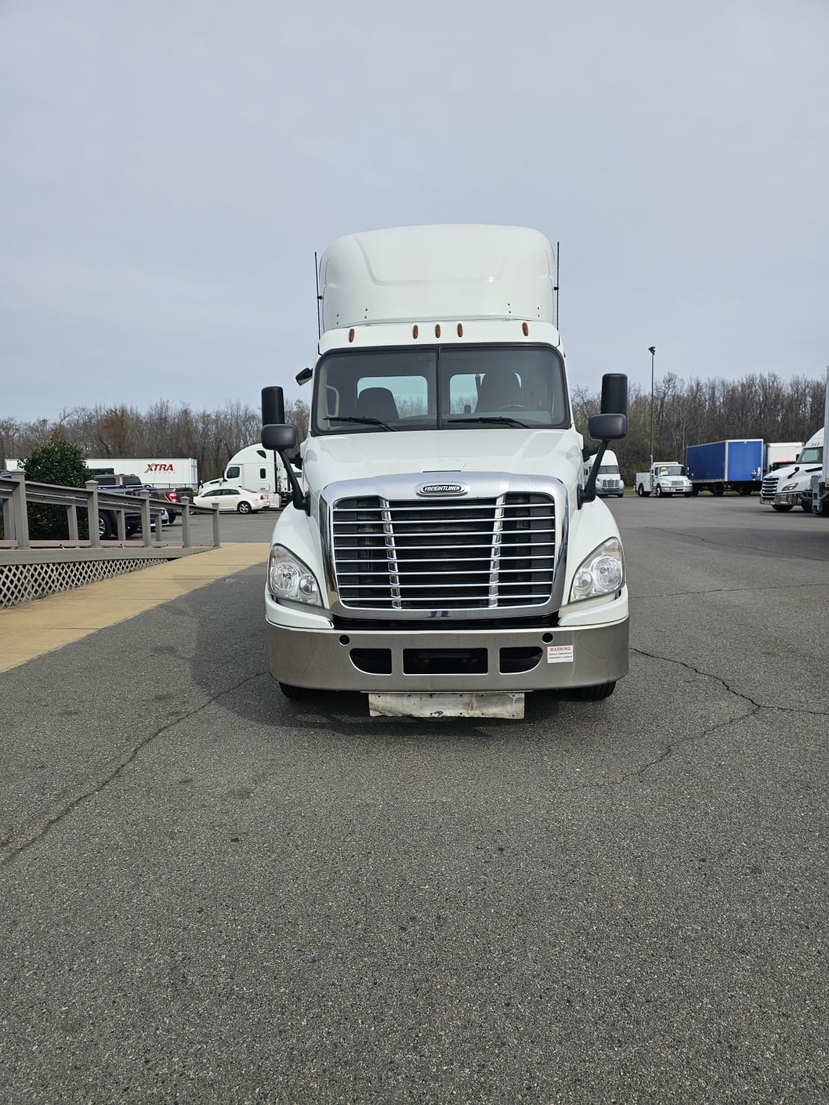 2017 Freightliner/Mercedes CASCADIA 125 672052