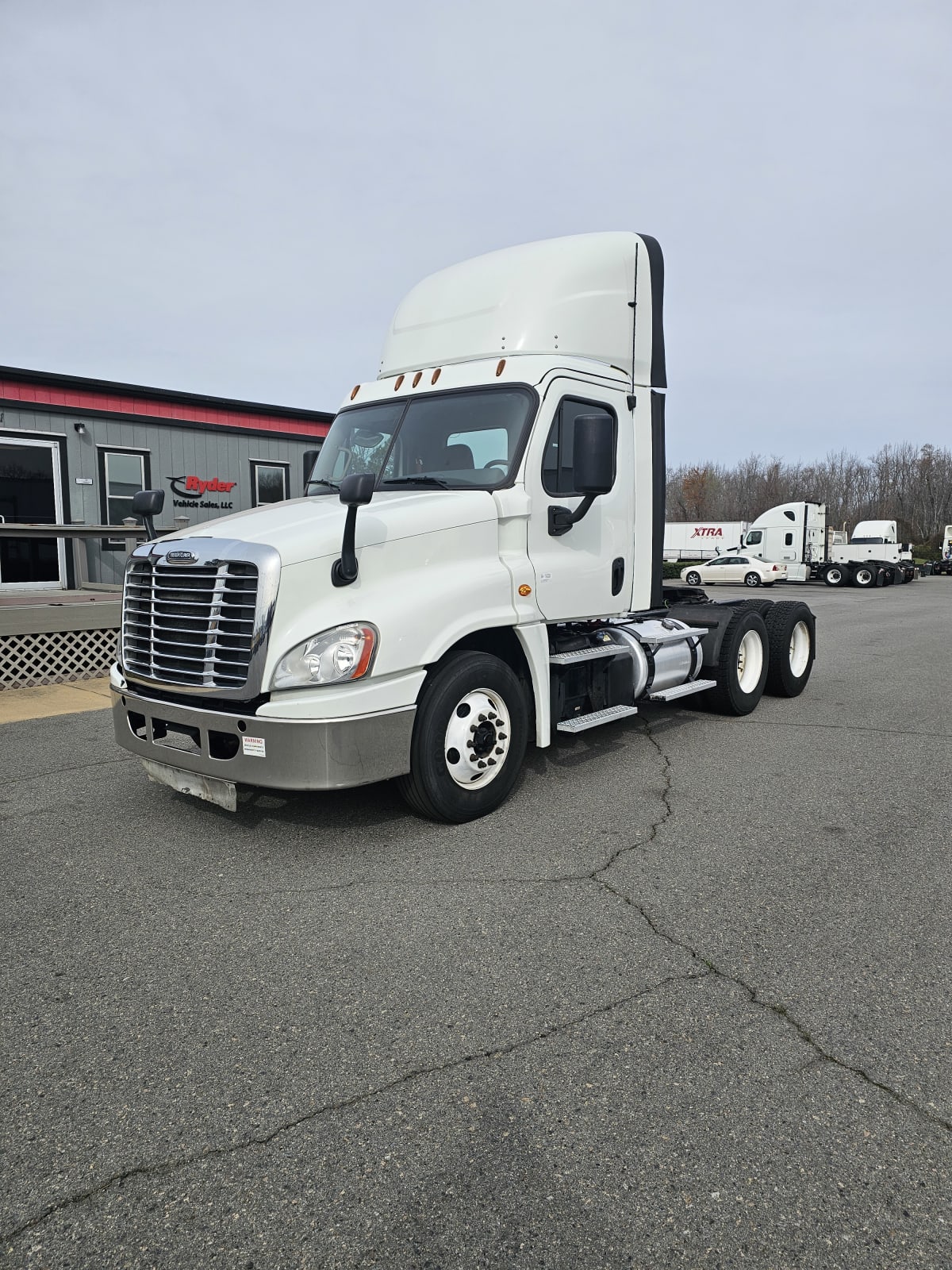 2017 Freightliner/Mercedes CASCADIA 125 672052