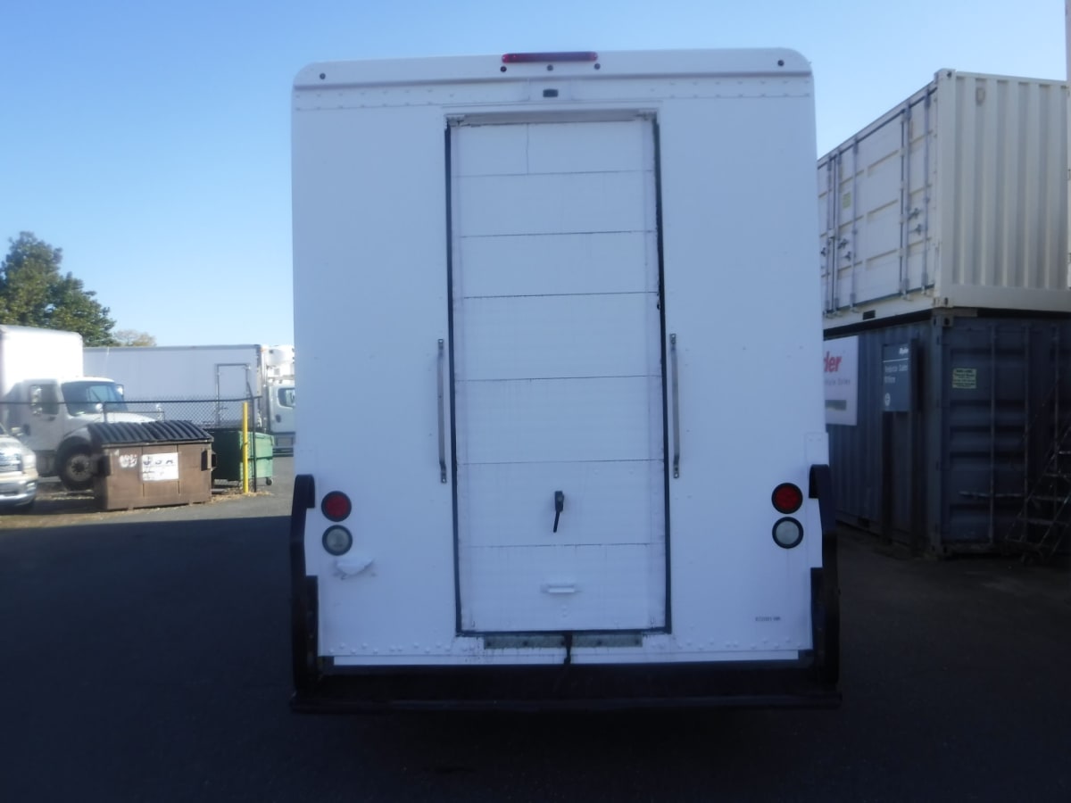 2017 Frtlr Custom Chassis Corp MT55 672081