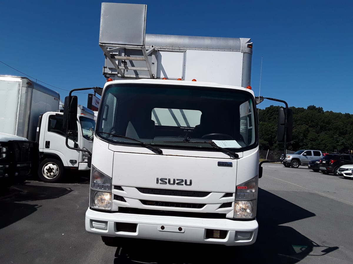 2017 Isuzu NPR 672164