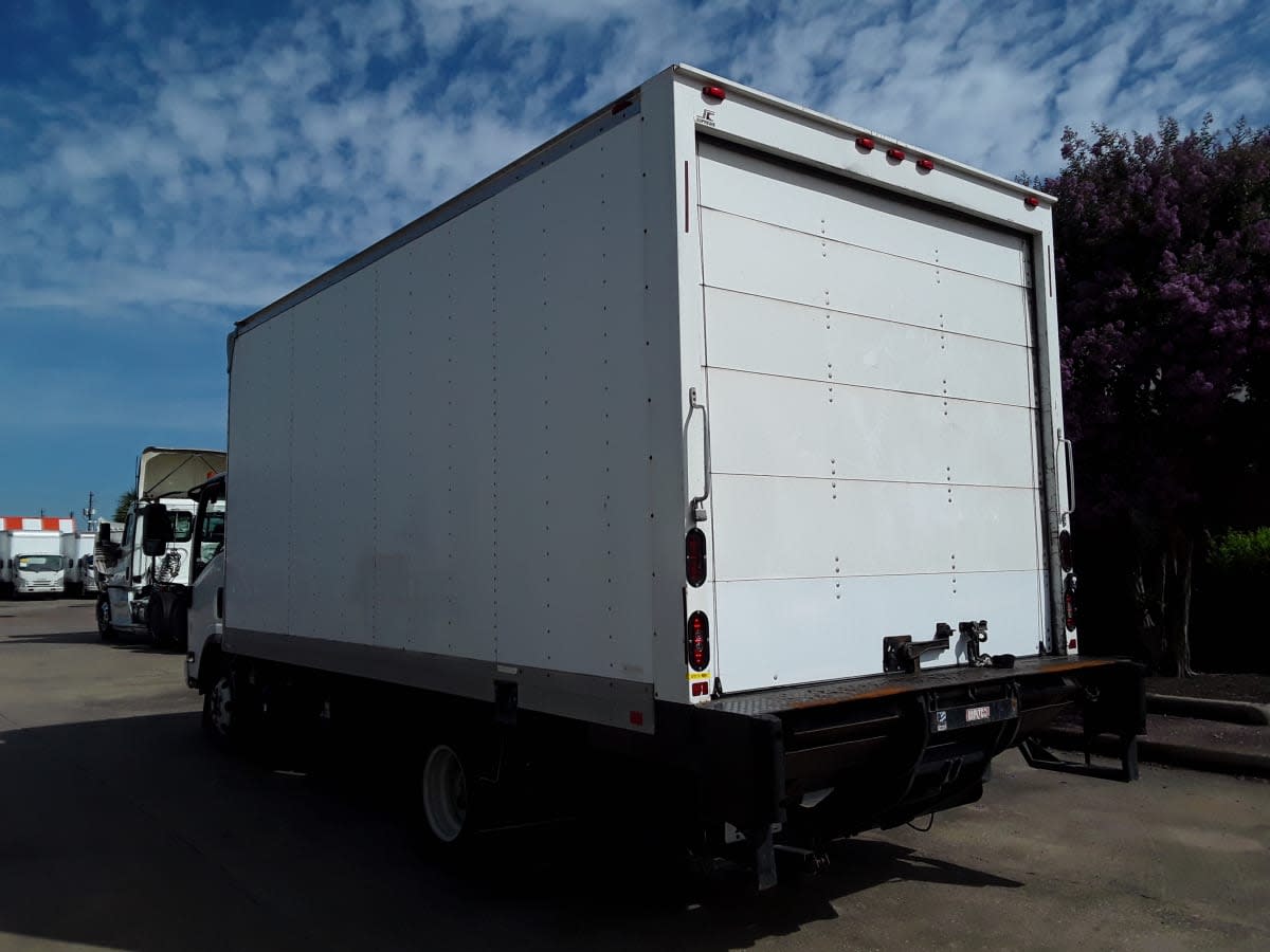 2017 Isuzu NPR HD 672170