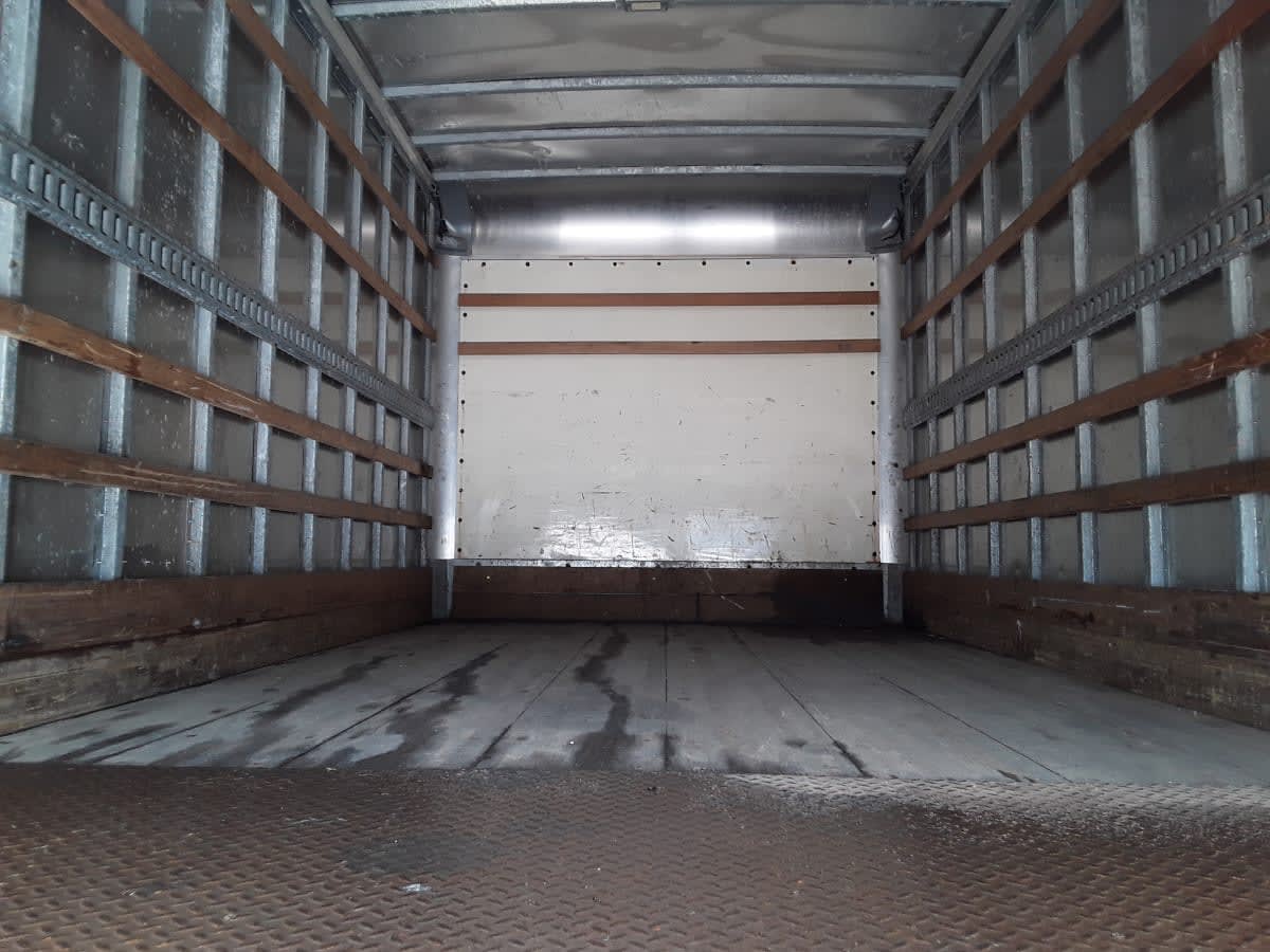 2017 Isuzu NPR HD 672170
