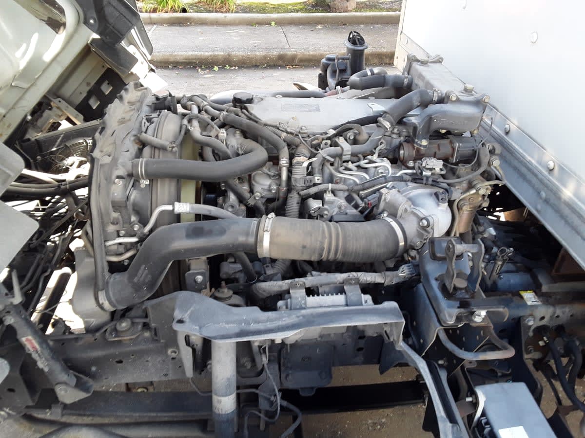2017 Isuzu NPR HD 672170