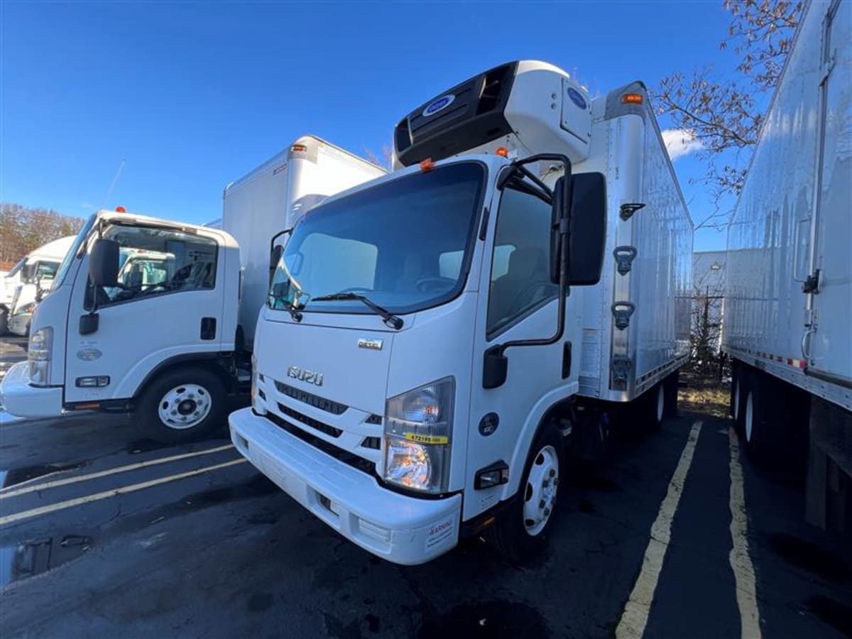 2017 Isuzu NPR 672195