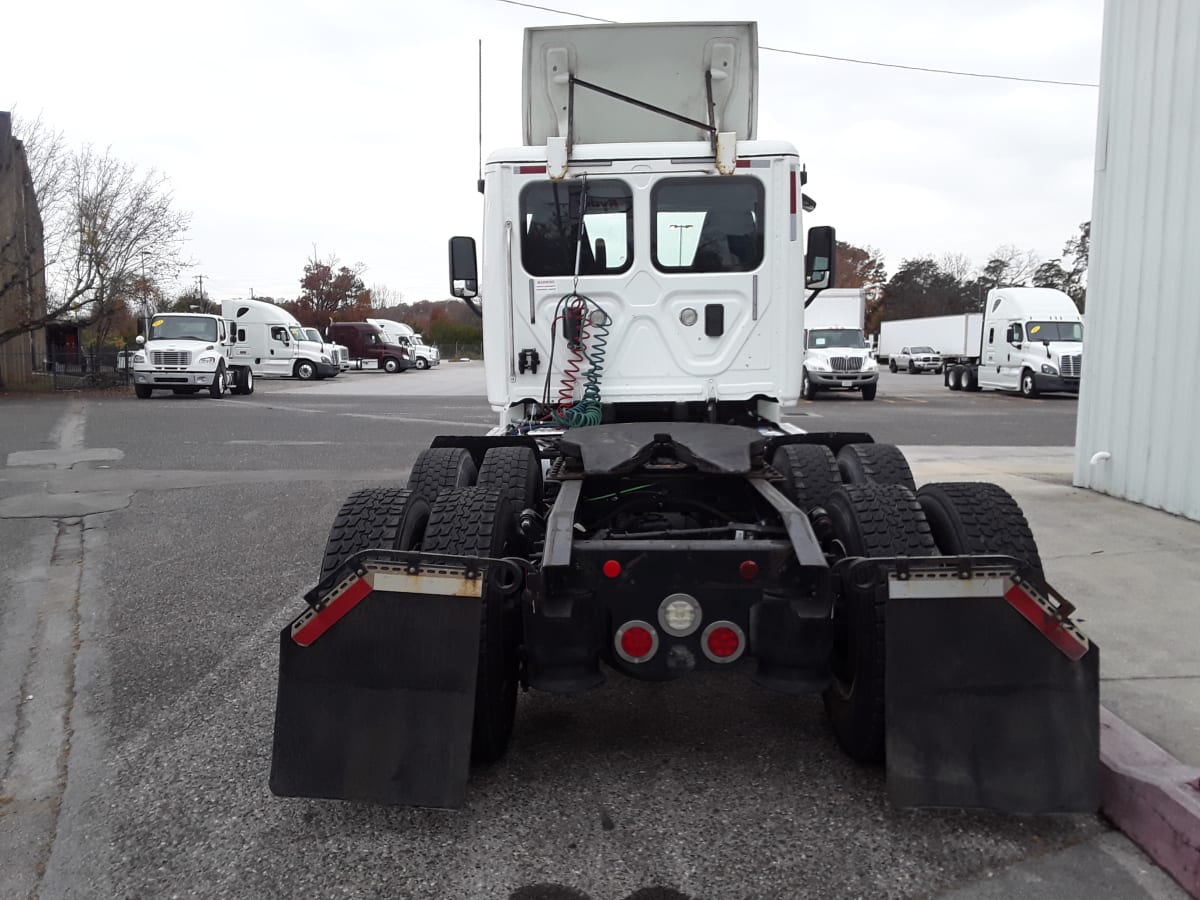 2017 Freightliner/Mercedes CASCADIA 125 672257