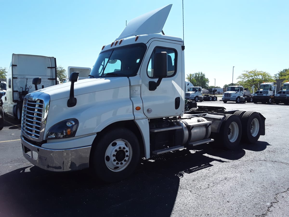 2017 Freightliner/Mercedes CASCADIA 125 672260