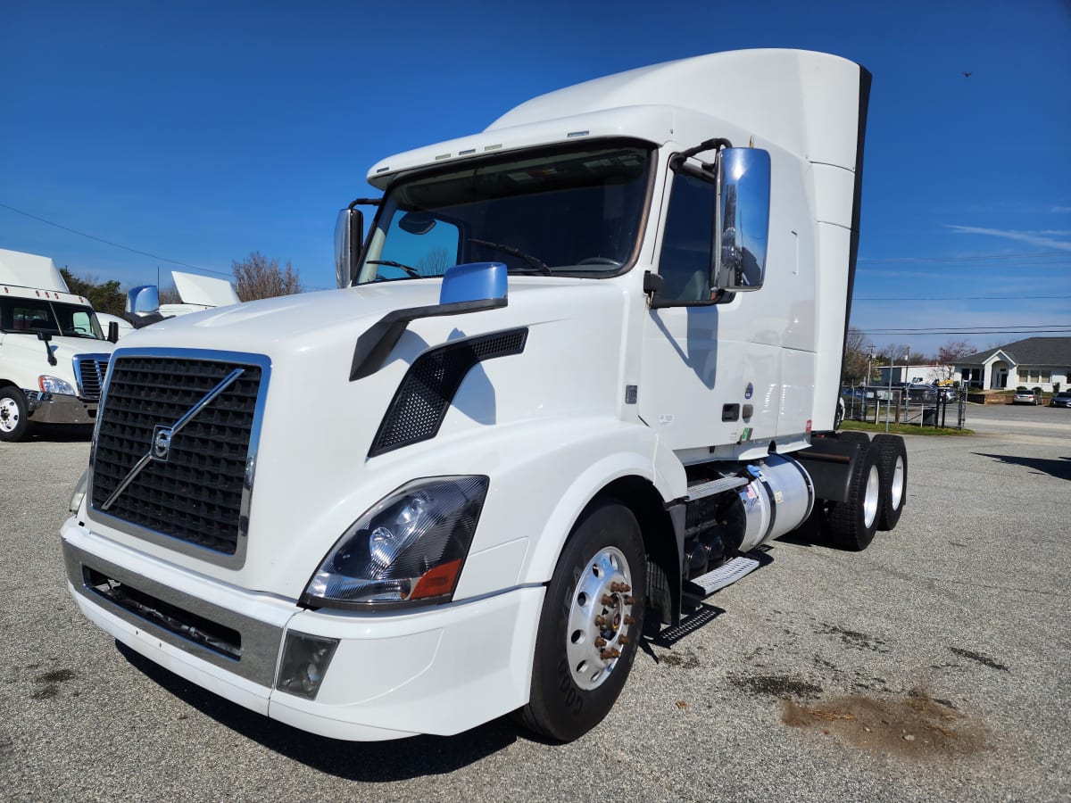 2017 Volvo VNL64TRACTOR 672336