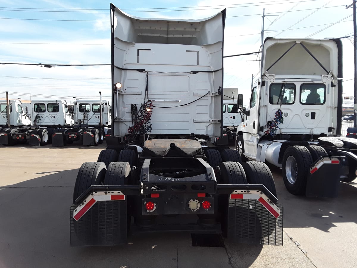 2017 Volvo VNL64TRACTOR 672351