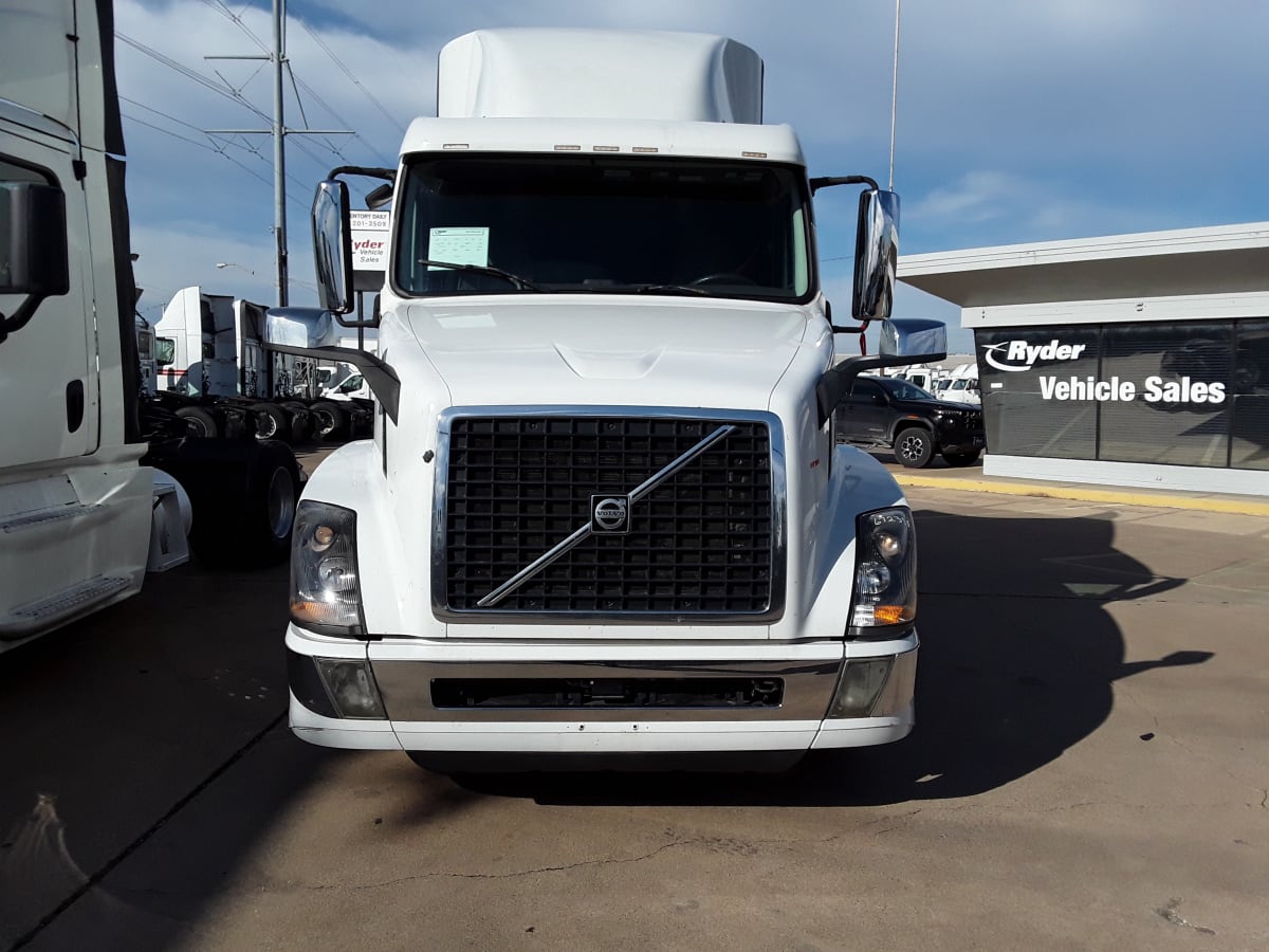 2017 Volvo VNL64TRACTOR 672351