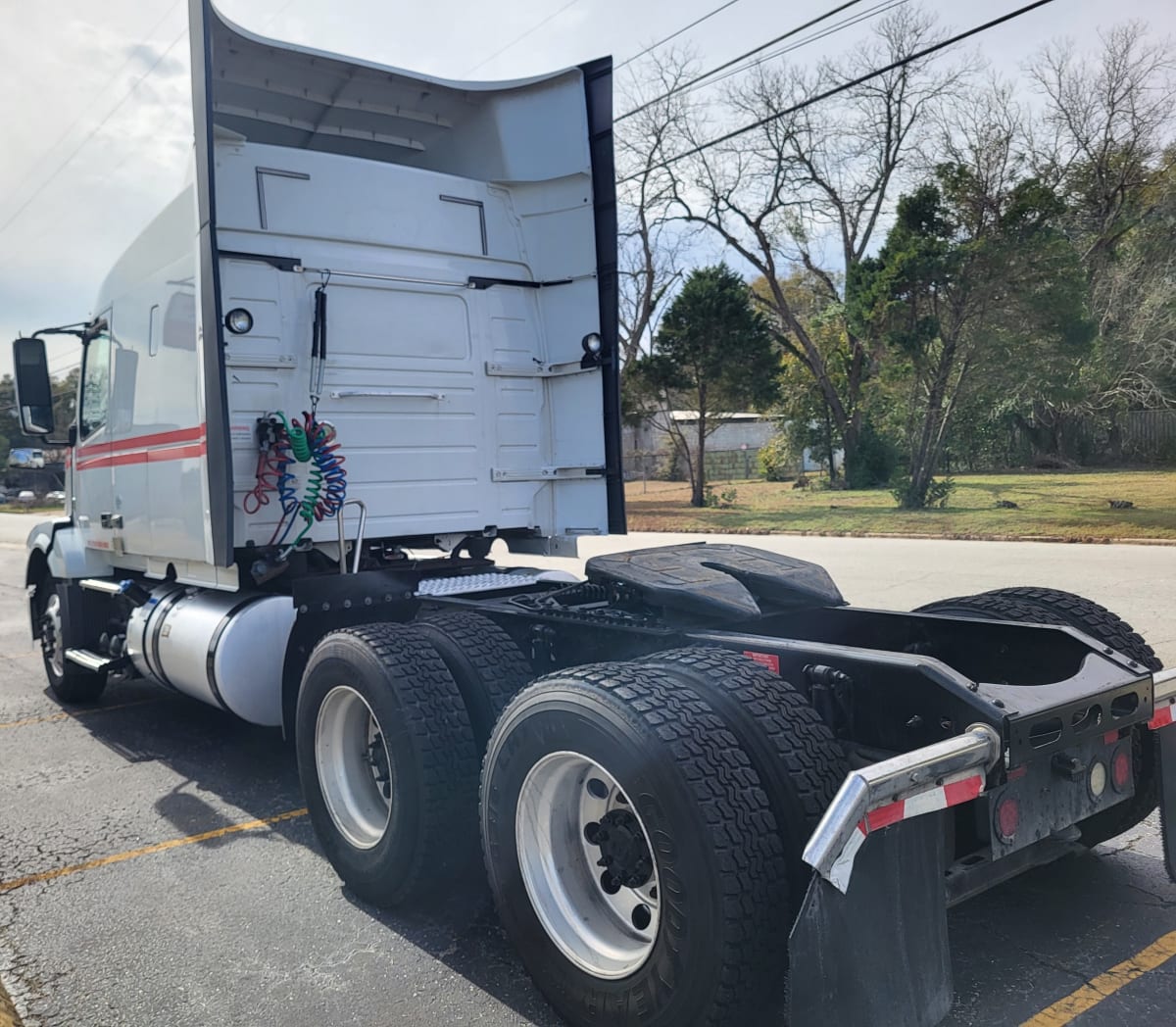 2017 Volvo VNL64TRACTOR 672369