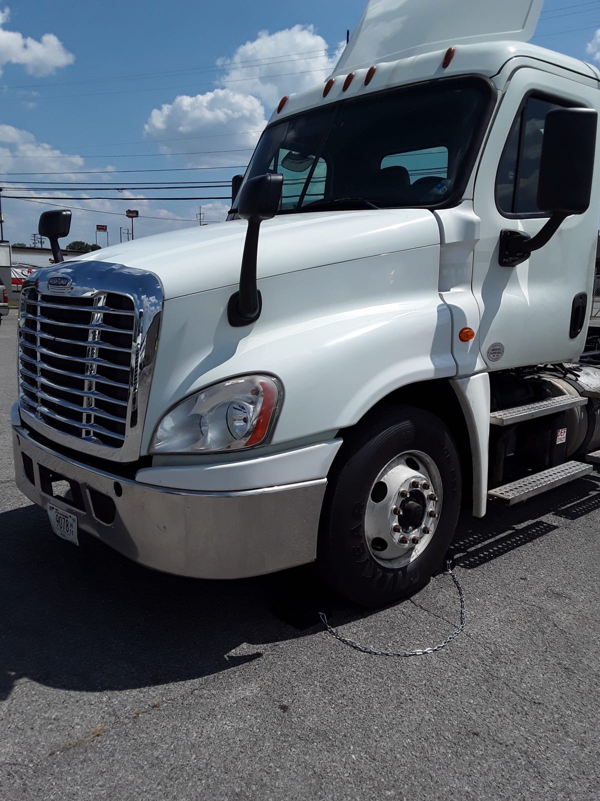 2017 Freightliner/Mercedes CASCADIA 125 672419